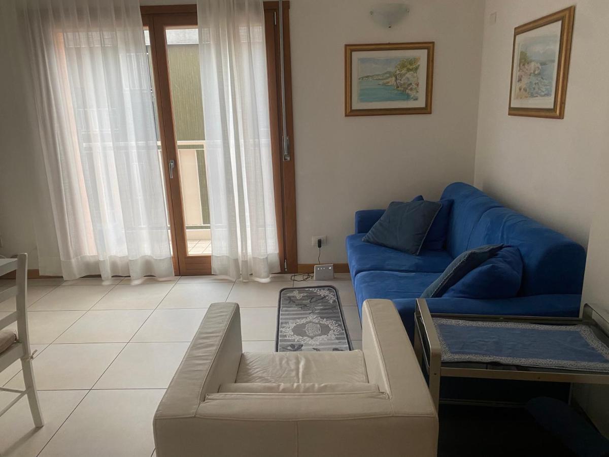 La Casa Di Giacomo Con Parcheggio ตรีเอสเต ภายนอก รูปภาพ